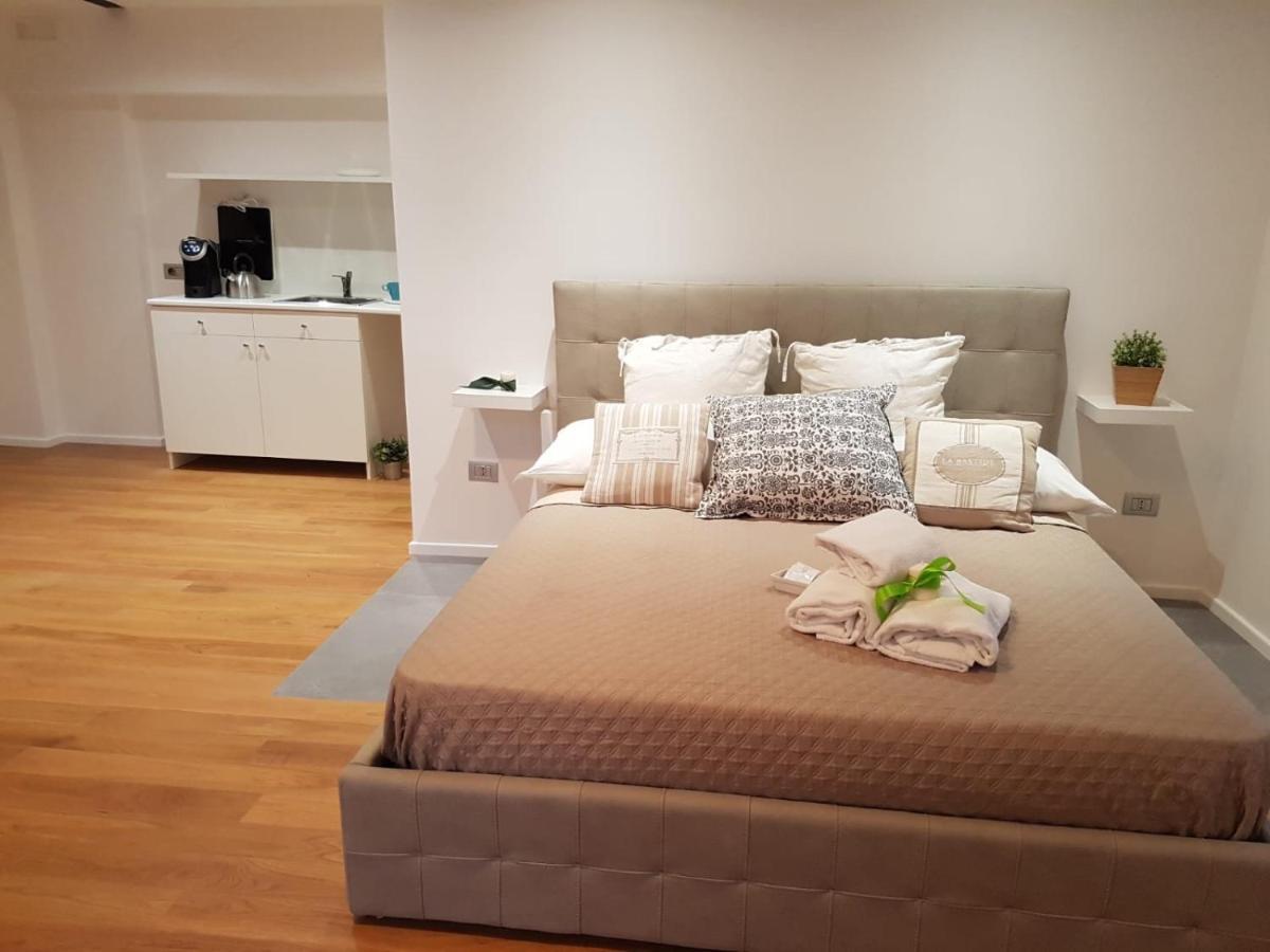 Via Roma Apartment Deluxe Salerno Eksteriør bilde