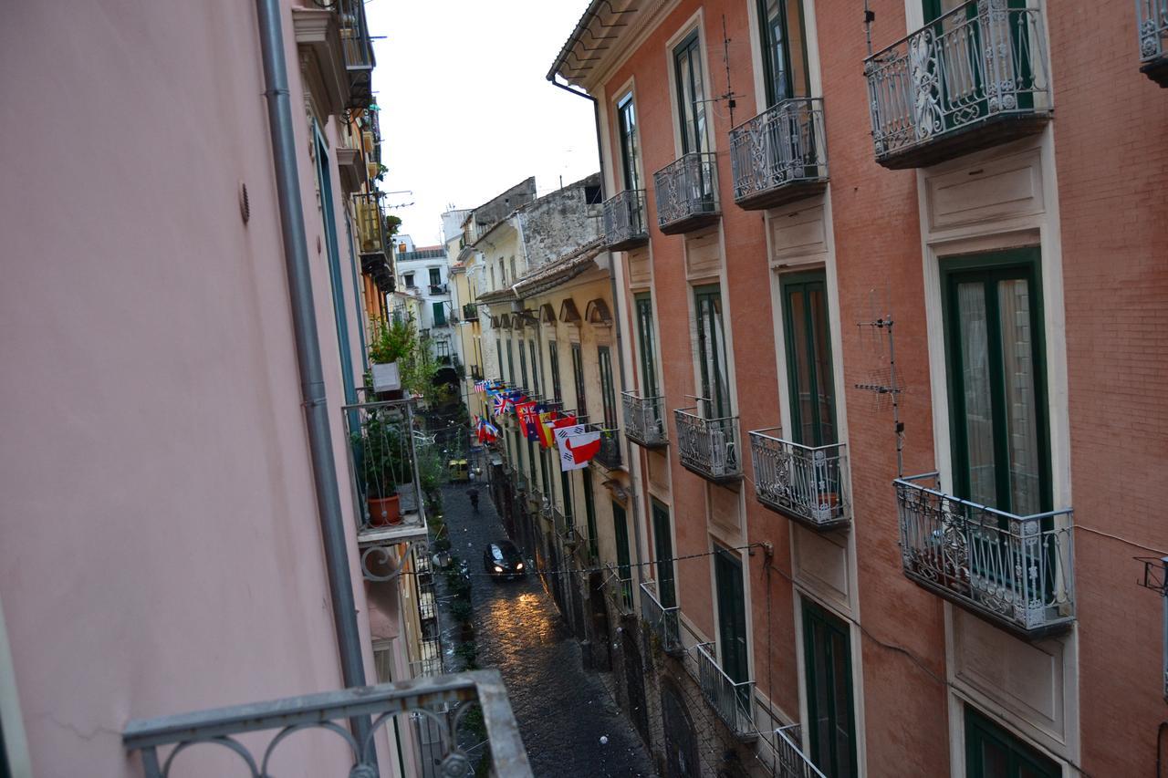 Via Roma Apartment Deluxe Salerno Eksteriør bilde